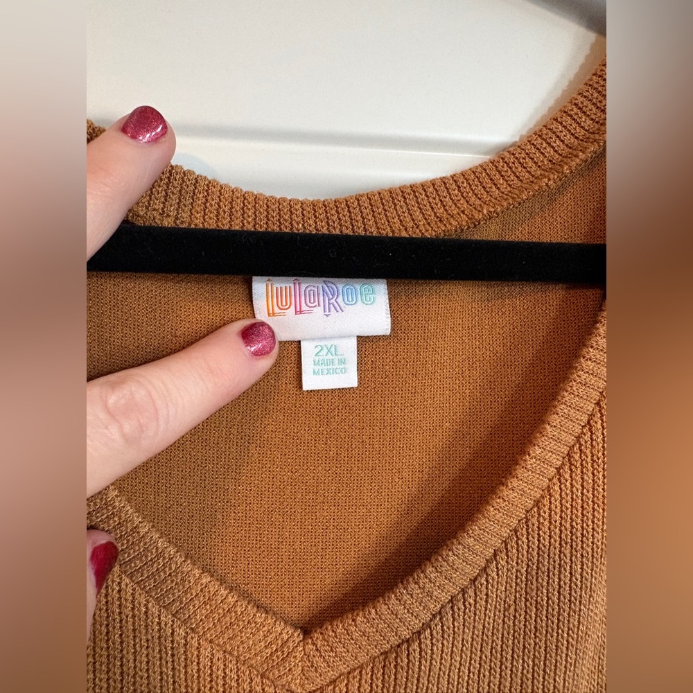 LuLaRoe Farrah Knit Tank Bundle (2) - Picture 6 of 10